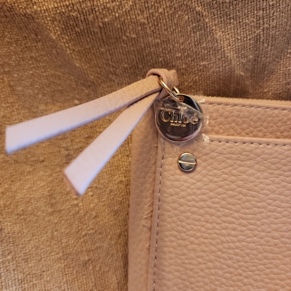 New Chloe Parfums Small pale pink and gold bag - Picture 4 of 5